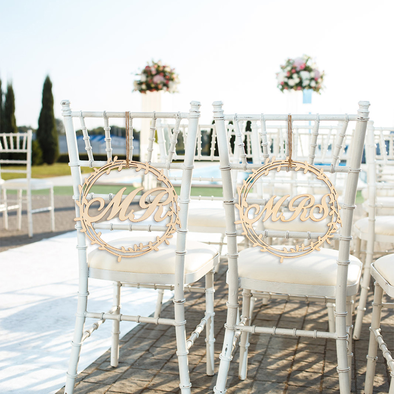 Wedding Supply Rentals - 2 ชิ้นงานแต่งงานเก้าอี้ไม้จี้ Mr Mrs Letter ป้ายแขวน