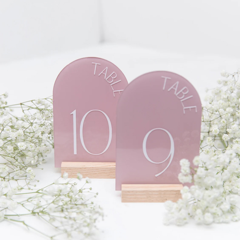 ส่วนบุคคลทาสีอะคริลิคงานแต่งงา - Table Number Gold บทวิจารณ์และราคา